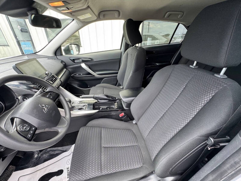 2024 Mitsubishi Eclipse Cross LE