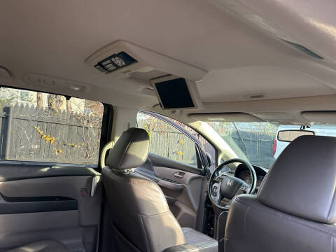 2013 Honda Odyssey EX-L w/DVD