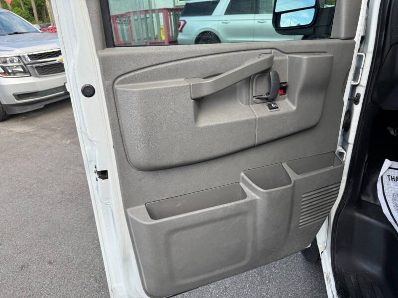 2016 Chevrolet Express 2500