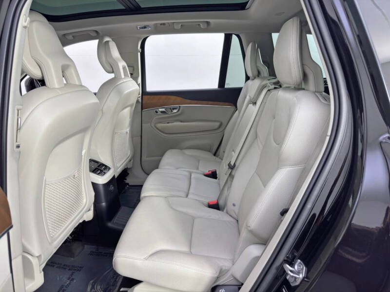 2021 Volvo XC90 Recharge T8 Inscription Expression 7P