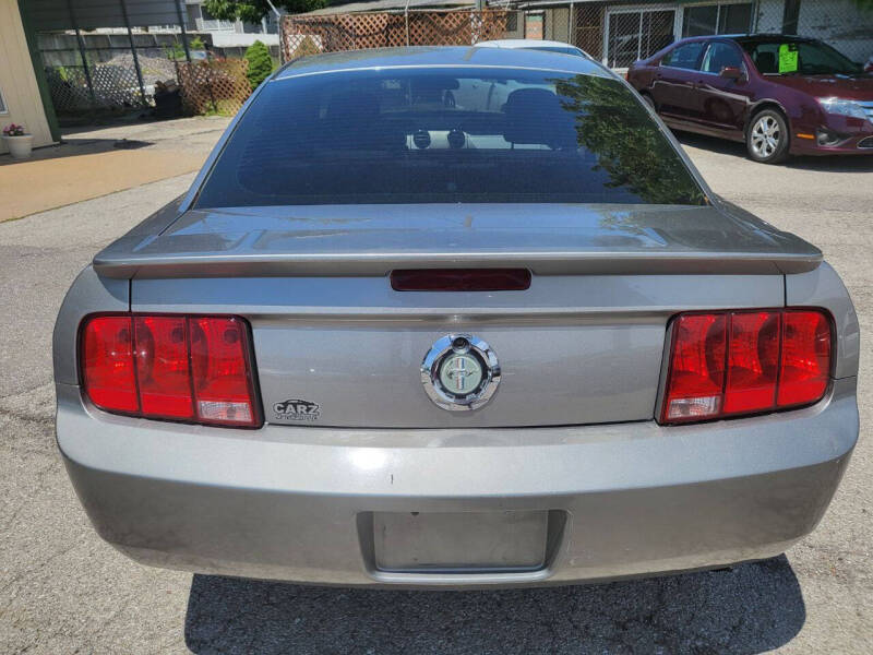 2008 Ford Mustang V6 Deluxe