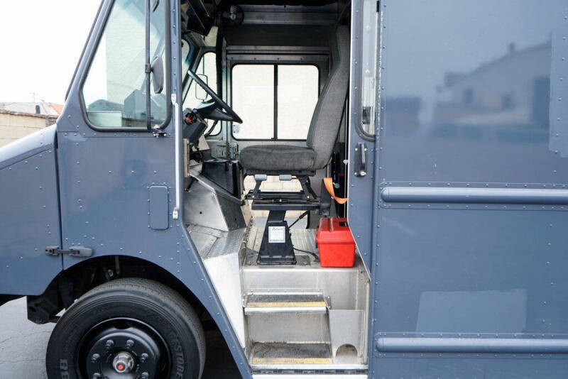 2020 Freightliner MT45 Chassis