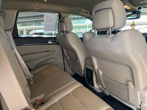 2018 Jeep Grand Cherokee Laredo