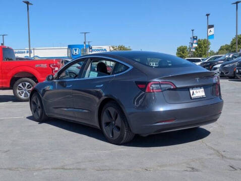 2020 Tesla Model 3 Standard Range Plus