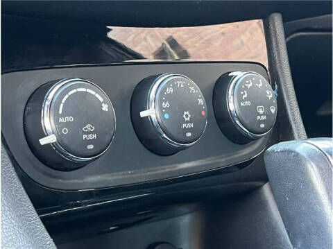 2011 Chrysler 200 Touring