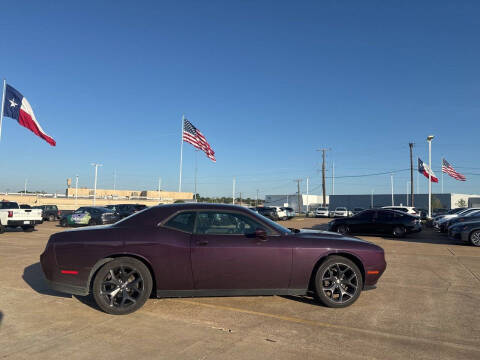 2020 Dodge Challenger SXT
