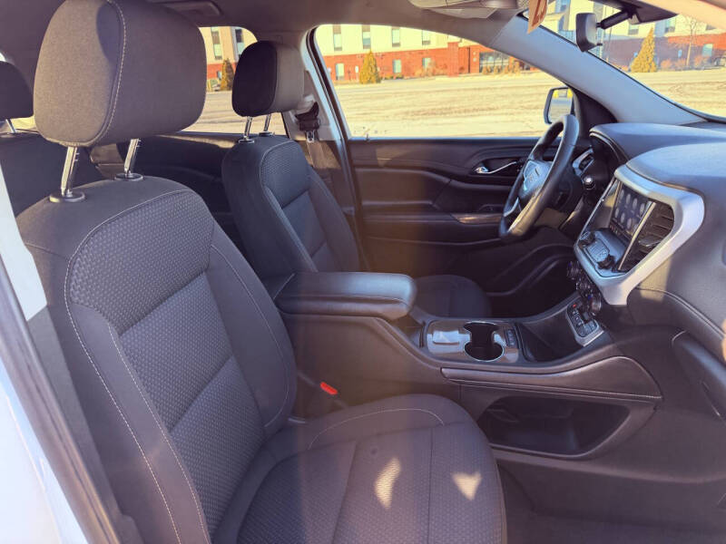 2021 GMC Acadia SLE