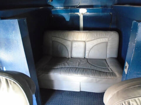 1985 Ford E-350 Super