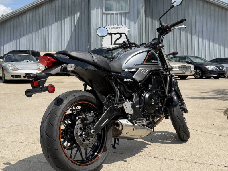 2022 Kawasaki Z650 RS