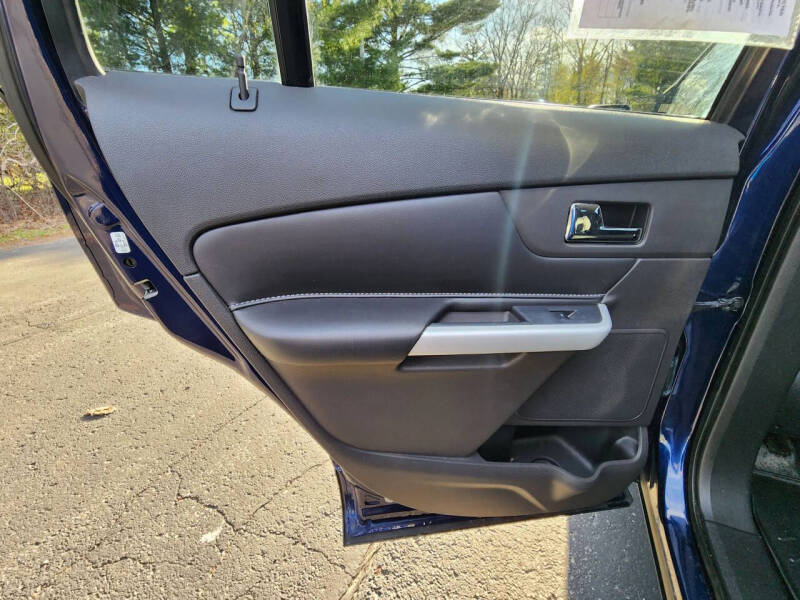 2011 Ford Edge SE