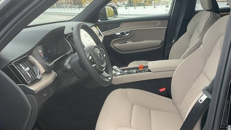 2026 Volvo XC90 B6 Plus 7P