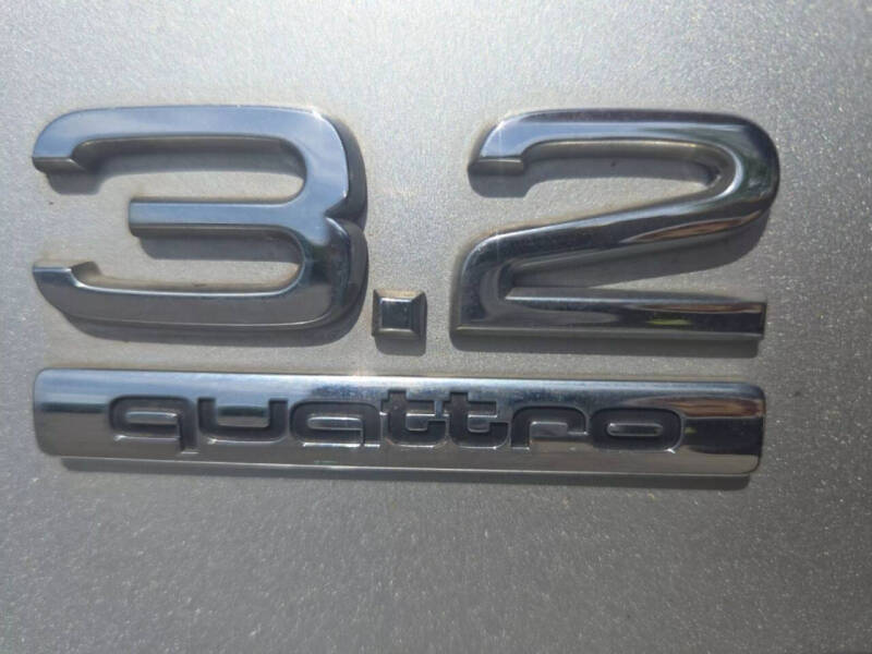 2012 Audi Q5 3.2 quattro Premium Plus
