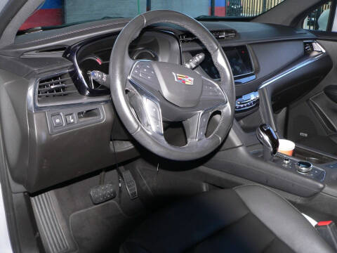 2020 Cadillac XT5 Luxury