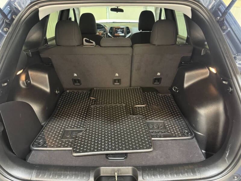 2020 Jeep Cherokee Latitude