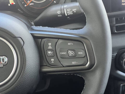 2025 Jeep Gladiator Sport