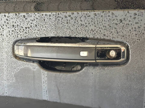 2023 GMC Yukon XL SLT