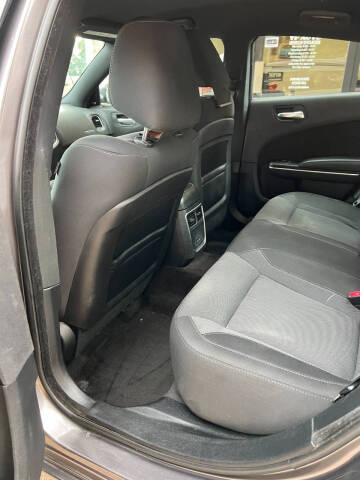 2015 Dodge Charger SXT