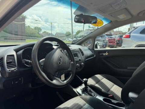 2016 Kia Forte5 LX
