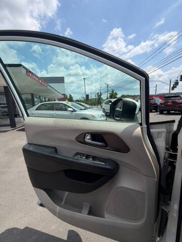 2017 Chrysler Pacifica Touring