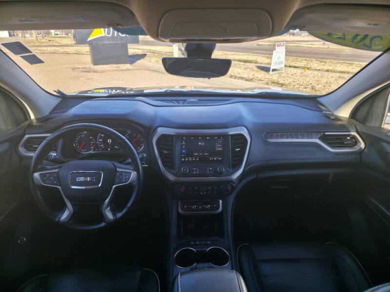 2021 GMC Acadia Denali