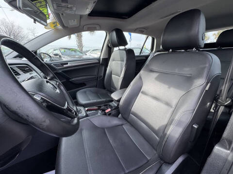 2015 Volkswagen Golf
