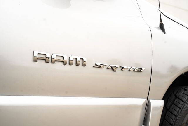 2005 Dodge Ram 1500 SRT-10