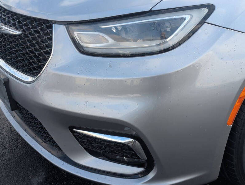 2021 Chrysler Pacifica Touring L