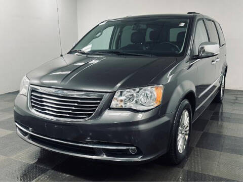 2015 Chrysler Town and Country for sale at Brunswick Auto Mart in Brunswick OH