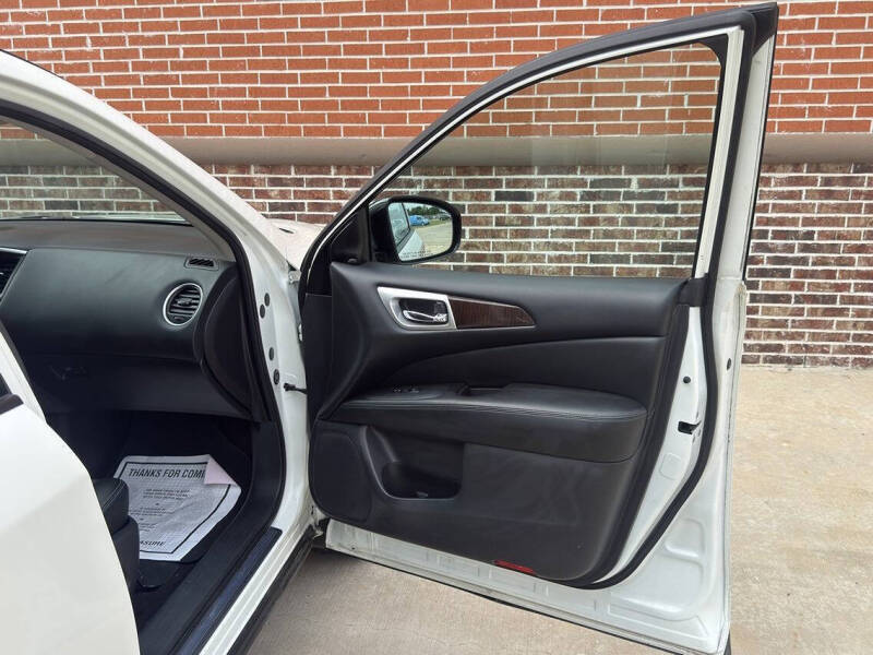 2015 Nissan Pathfinder SL