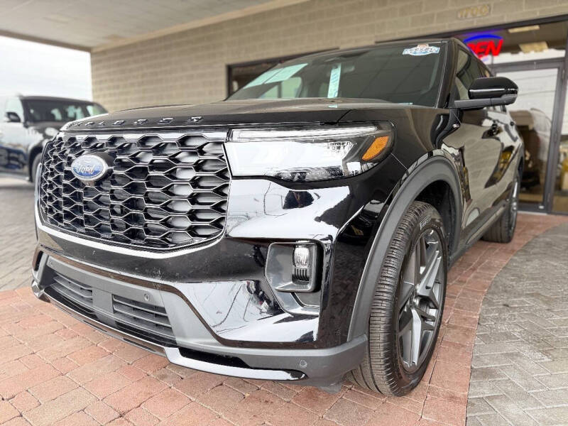 2025 Ford Explorer ST-Line