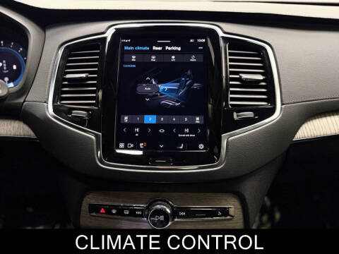 2023 Volvo XC90 B6 Ultimate Bright Theme 6P