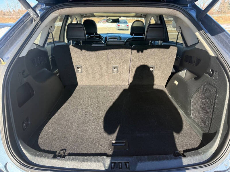 2019 Ford Edge Titanium