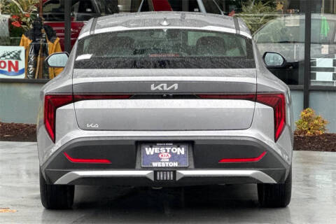 2025 Kia K4 EX