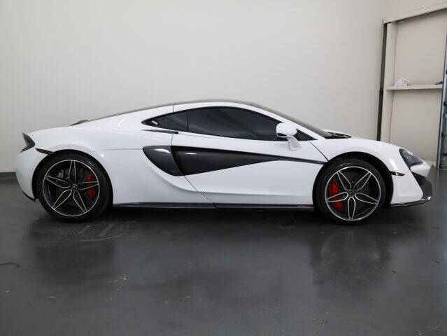 2018 McLaren 570GT