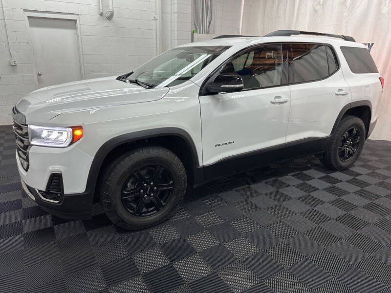 2023 GMC Acadia AT4