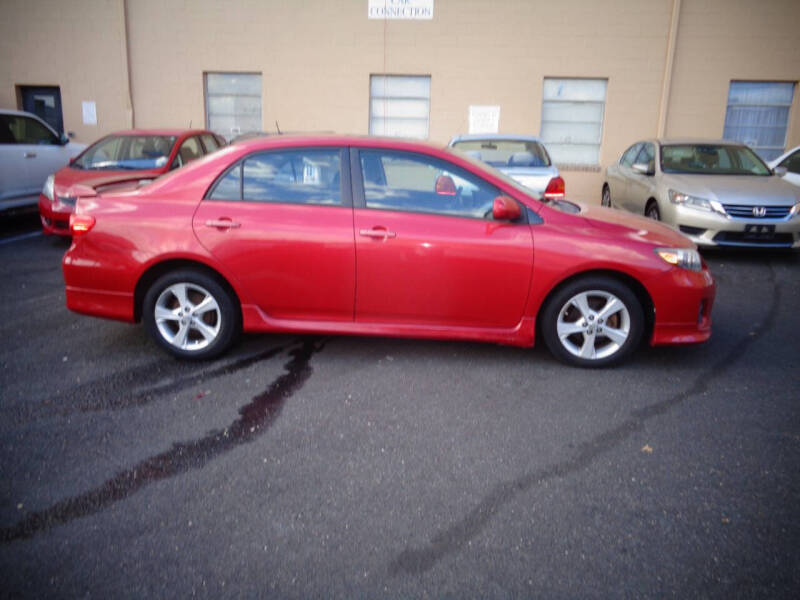 2011 Toyota Corolla S photo 5