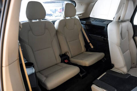 2020 Volvo XC90 T5 Momentum