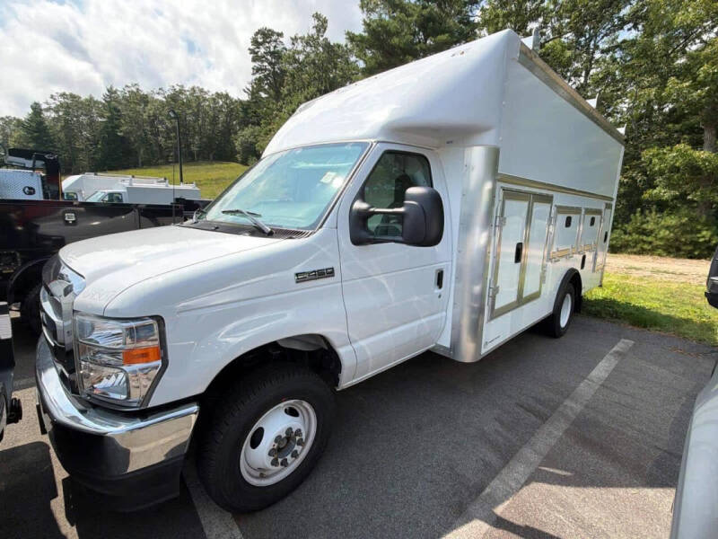 2027 Ford E-Series