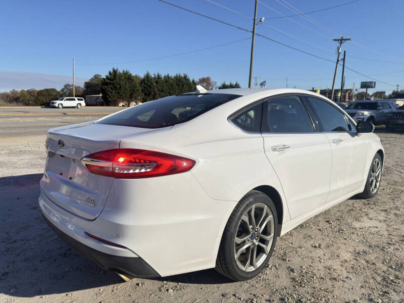 2020 Ford Fusion SEL