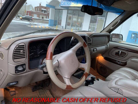 2000 Cadillac Escalade