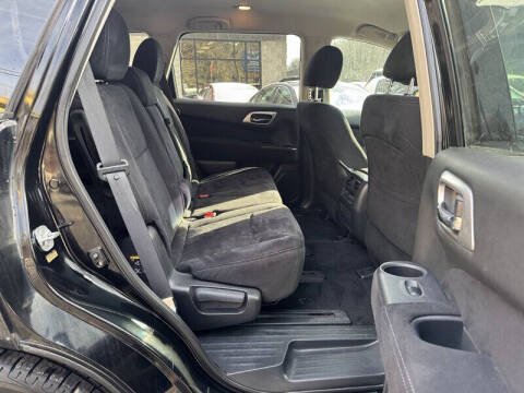 2014 Nissan Pathfinder SV