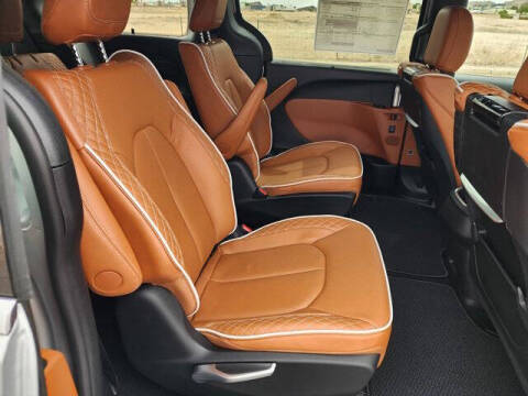 2026 Chrysler Pacifica Pinnacle
