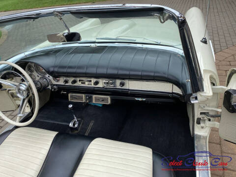 1957 Ford Thunderbird