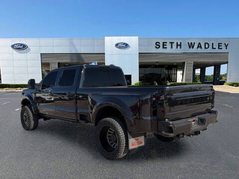 2023 Ford F-450 Super Duty Platinum