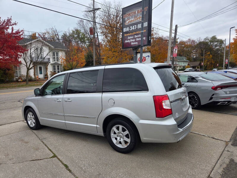 2011 Chrysler Town and Country Touring
