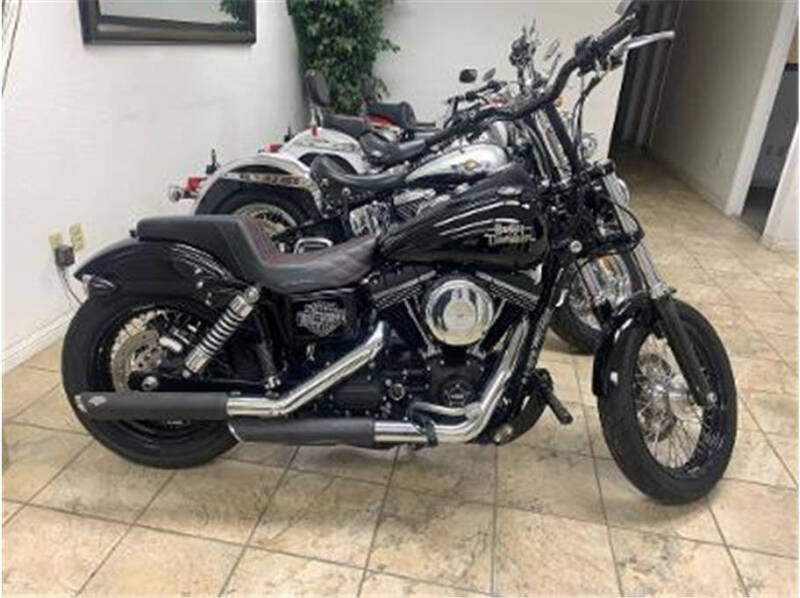 2014 Harley-Davidson FXDB103 / Dyna Street Bob