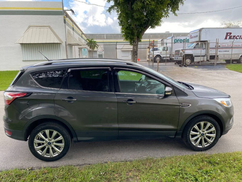 2017 Ford Escape Titanium