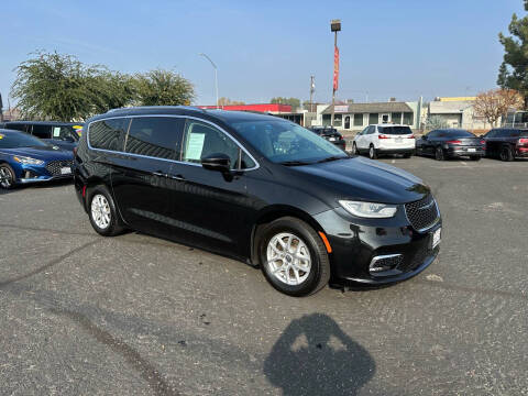 2021 Chrysler Pacifica Touring L
