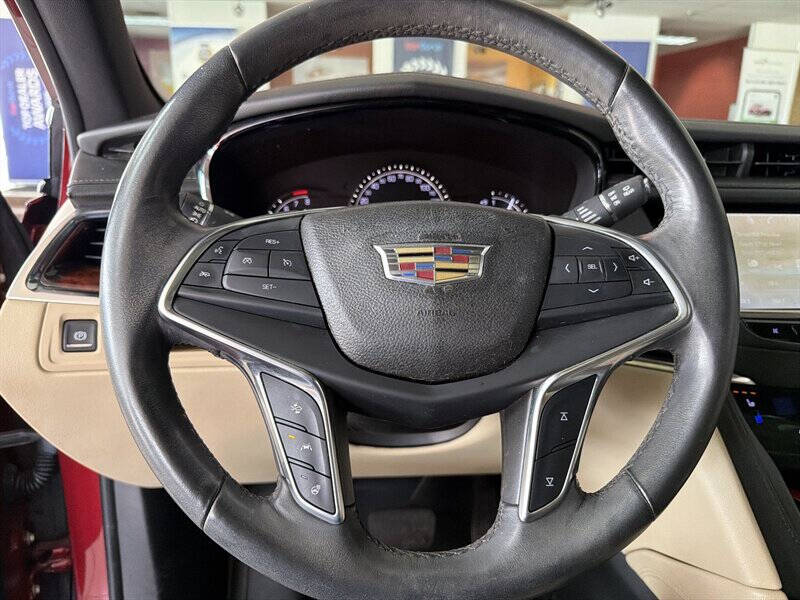 2017 Cadillac XT5 Premium Luxury