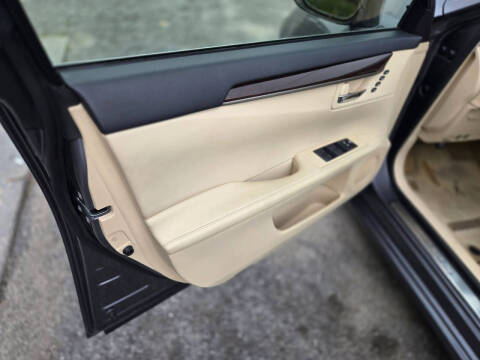2013 Lexus ES 350
